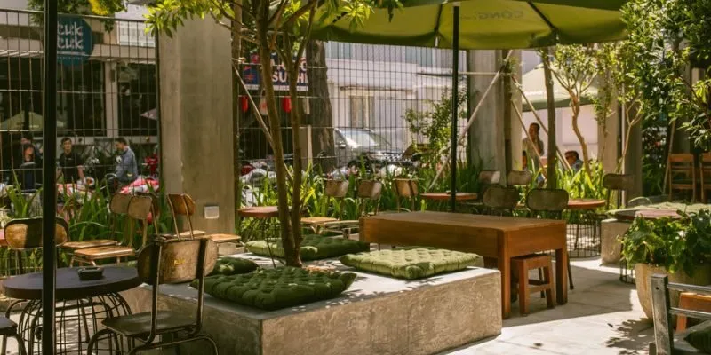 Đánh Giá và Cảm Nhận Từ Khách Hàng